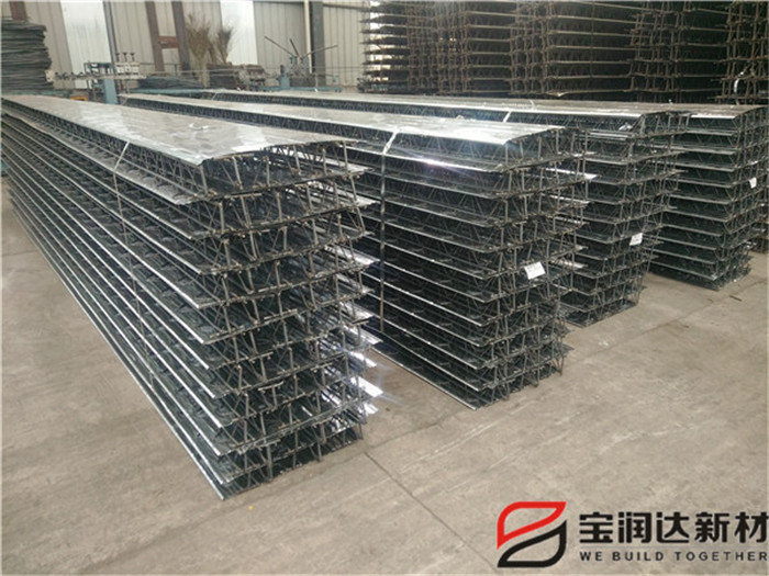 寶潤達(dá)TD型鋼筋桁架樓承板生產(chǎn)車間