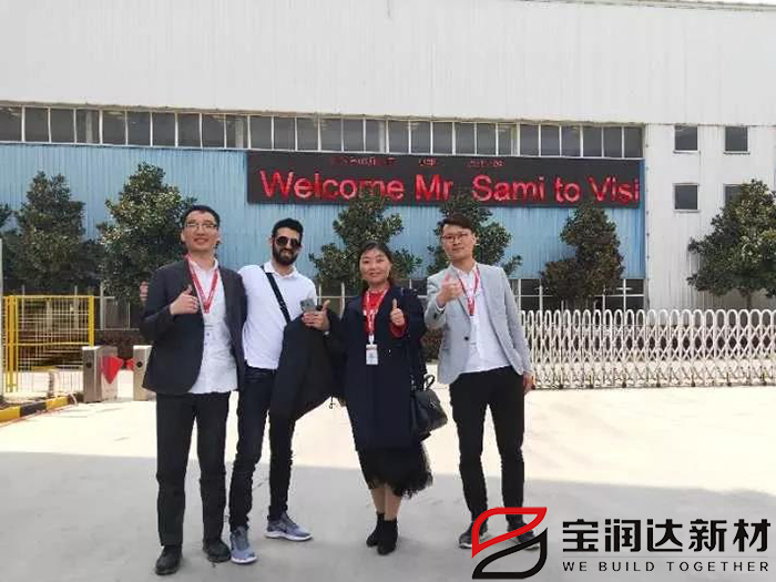 車(chē)庫(kù)門(mén)