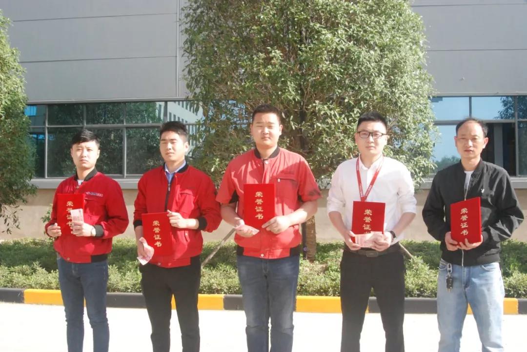 立足新起點，奮進奔新高！寶潤達集團頒發(fā)“突出貢獻獎”