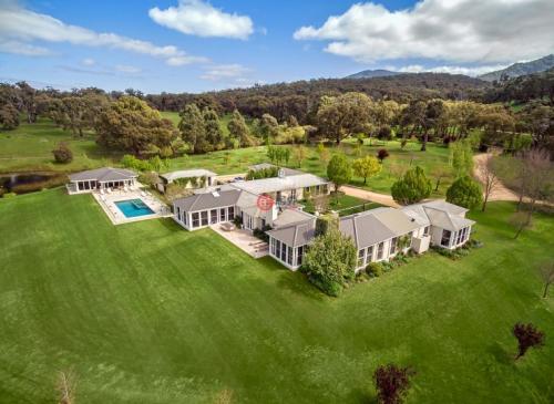 寶潤達(dá)聚氨酯冷庫板在澳大利亞儲藏室項(xiàng)目中的應(yīng)用